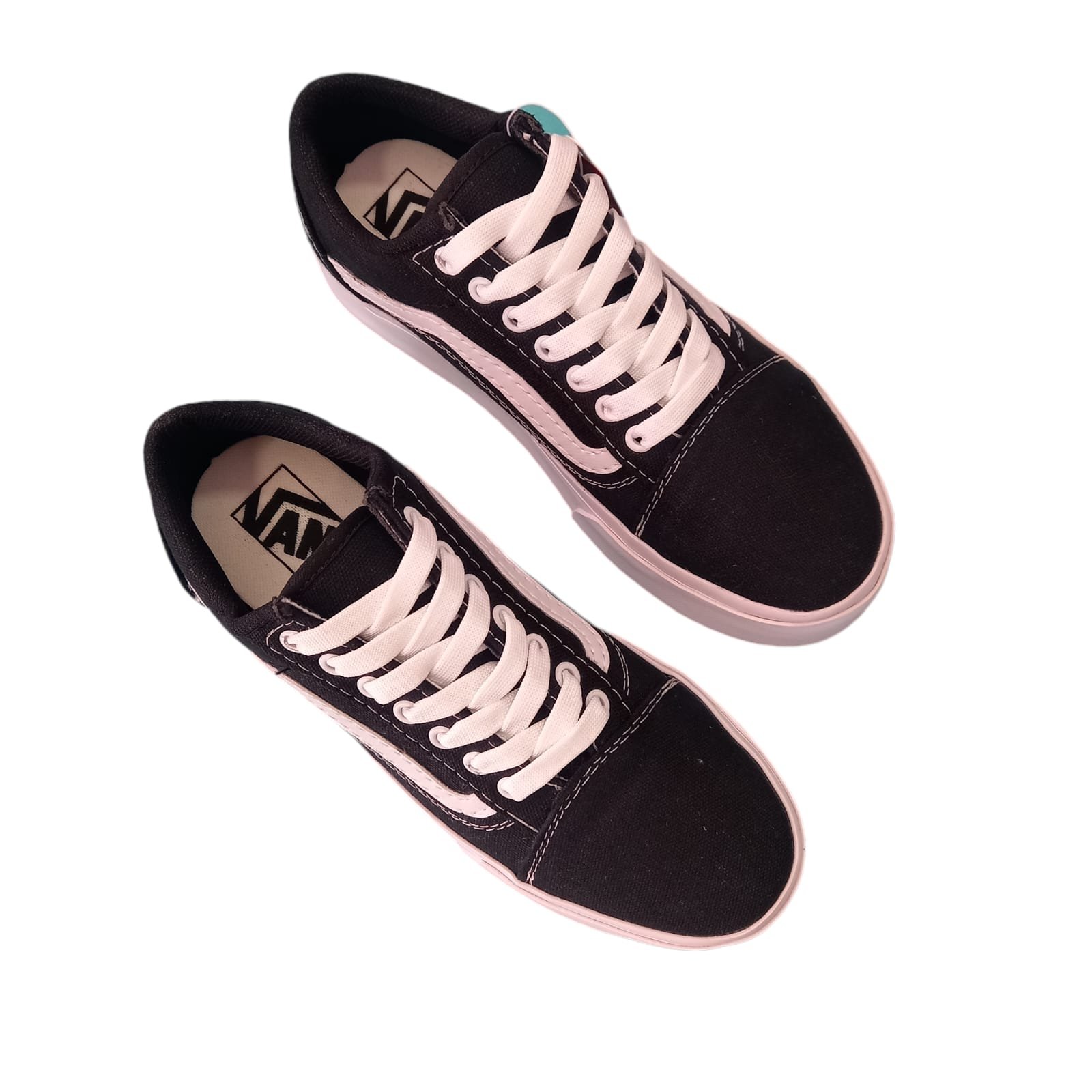VANS-CLASSIC-PLATAFORM-NEGRO